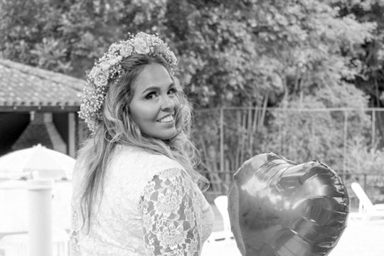 Um casamento durante o dia com churrasco para os amigos Um casamento durante o dia com churrasco para os amigos