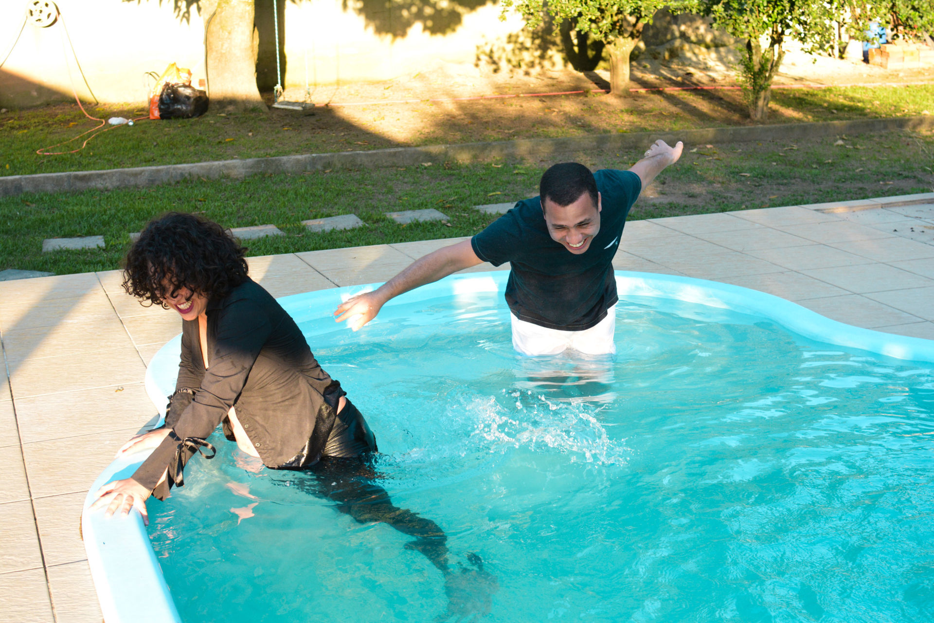 Foto Grávidos na Piscina Foto Grávidos na Piscina - Imagem 31
