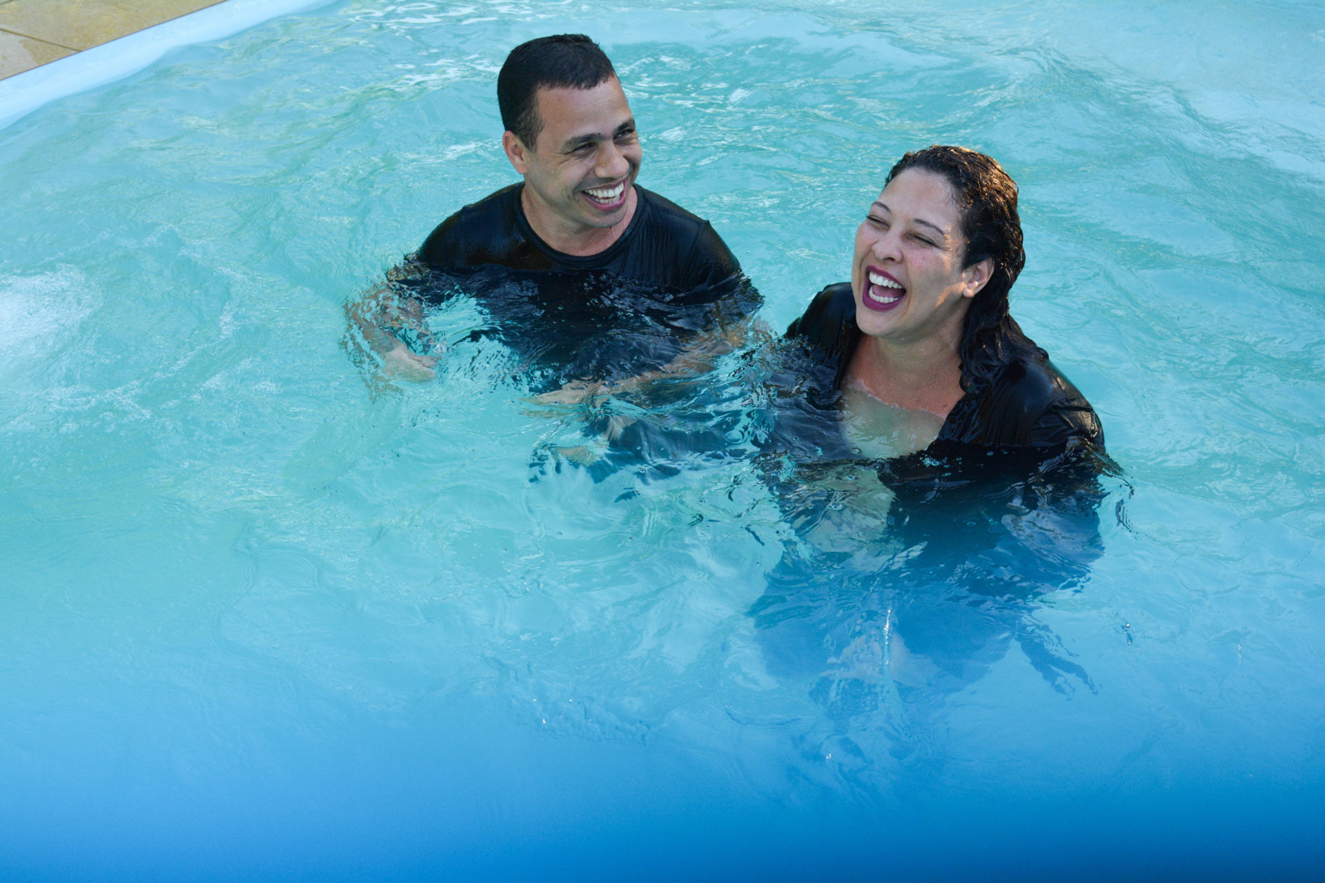 Foto Grávidos na Piscina Foto Grávidos na Piscina - Imagem 38